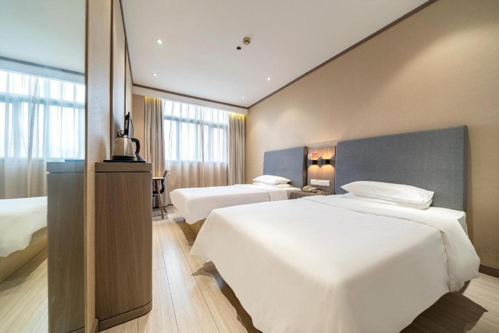Hanting Qingpu Caoying Road Metro Station Hotel Shanghai